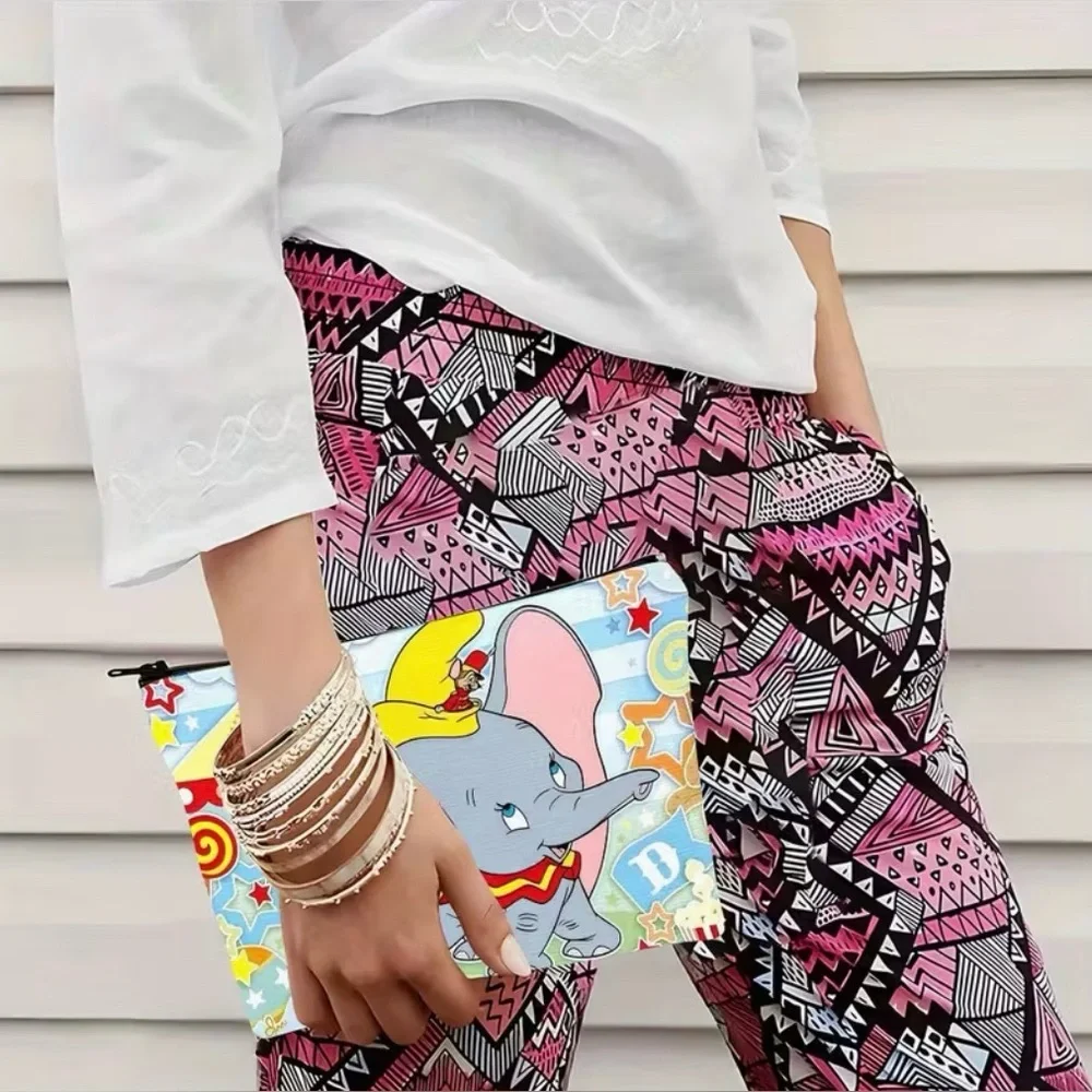 Dumbo Elephant Character Design Wonderland Fantasy Cosmetic Toiletry Bag New